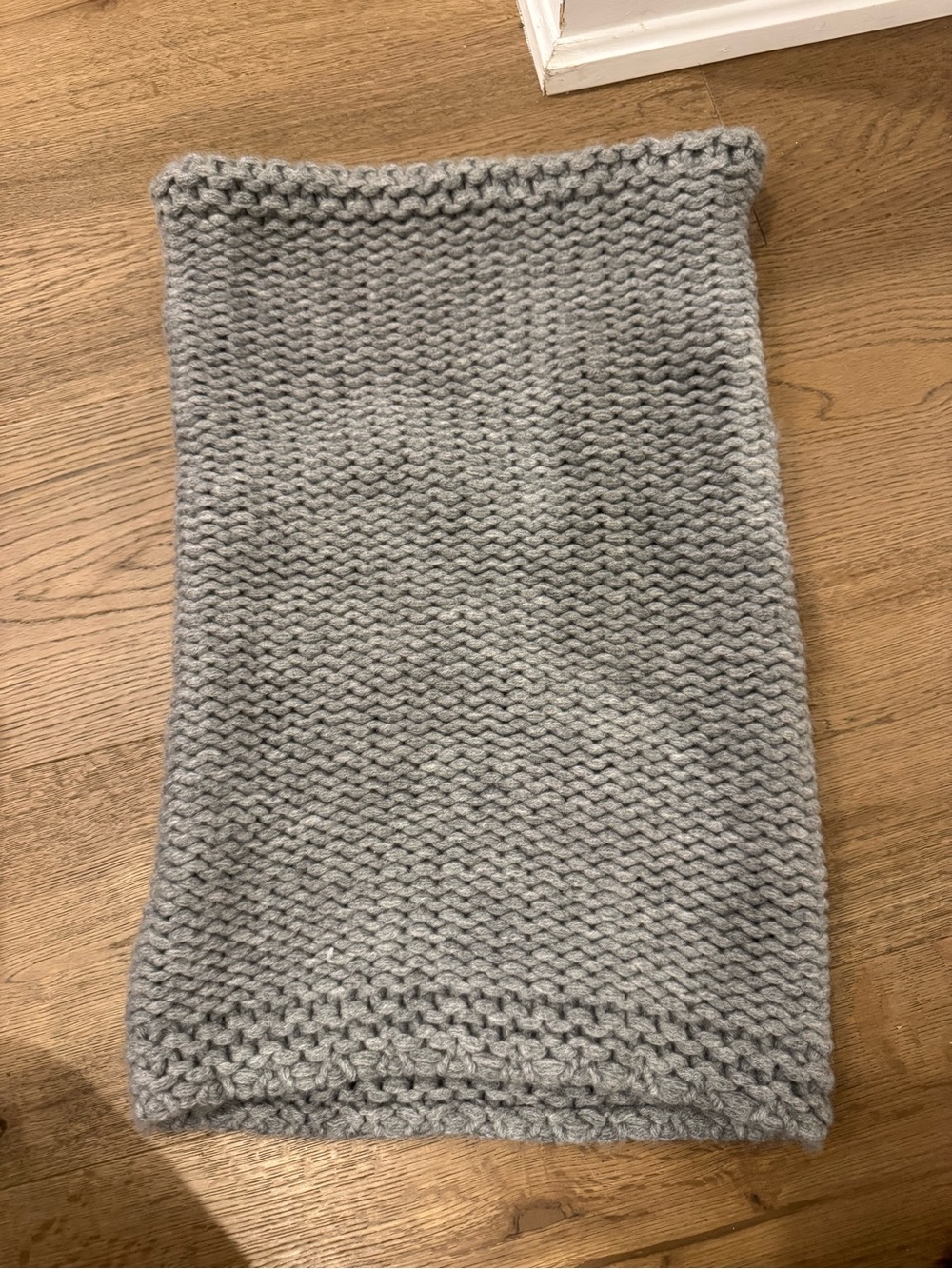 Johnstons of Elgin Light Gray Cashmere Knit Scarf